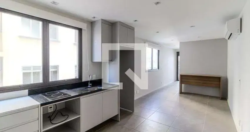 Kitnet / Stúdio para Aluguel - Santa Cecília, 1 Quarto,  45 m² - São Paulo