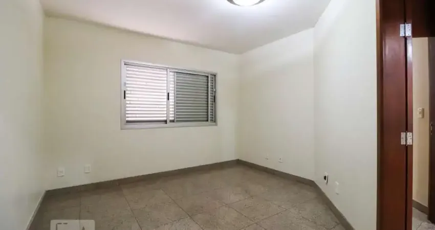 Casa para Aluguel - Setor Bueno, 3 Quartos,  450 m² - Goiânia