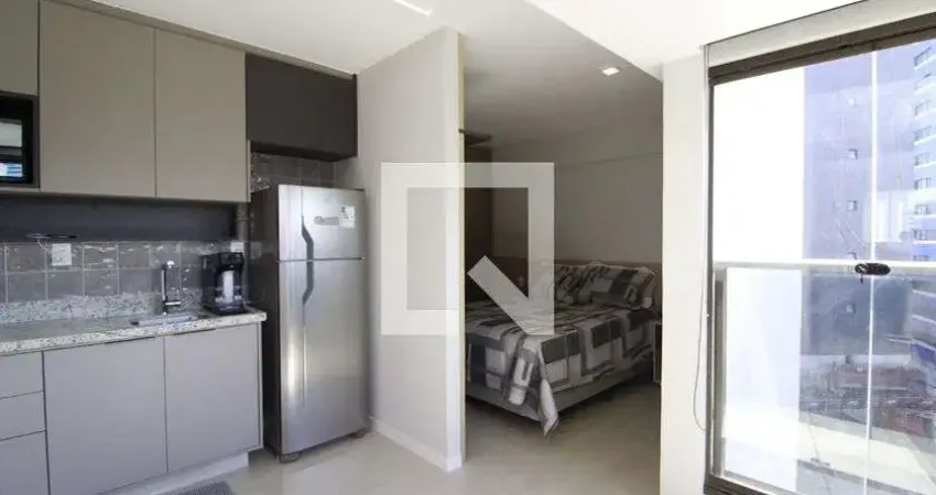 Kitnet / Stúdio para Aluguel - Caminho das Árvores, 1 Quarto,  30 m² - Salvador