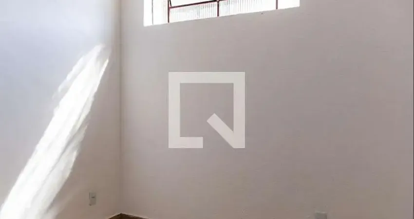 Casa para Aluguel - Betânia, 1 Quarto,  40 m² - Belo Horizonte