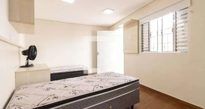 Cobertura para Aluguel - Liberdade, 2 Quartos,  110 m² - São Paulo