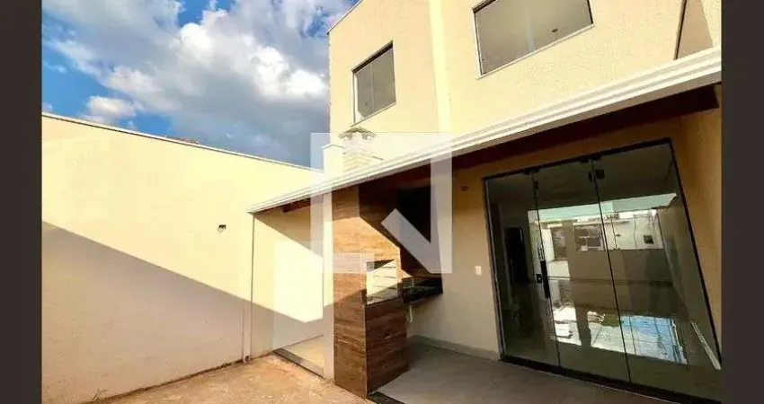 Casa para Aluguel - Santa Mônica, 3 Quartos,  98 m² - Belo Horizonte