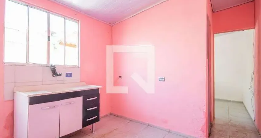 Casa para Aluguel - Padroeira, 1 Quarto,  25 m² - Osasco