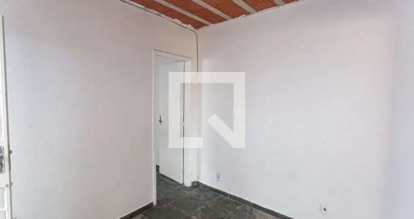 Kitnet / Stúdio para Aluguel - Santa Efigênia, 1 Quarto,  48 m² - Belo Horizonte