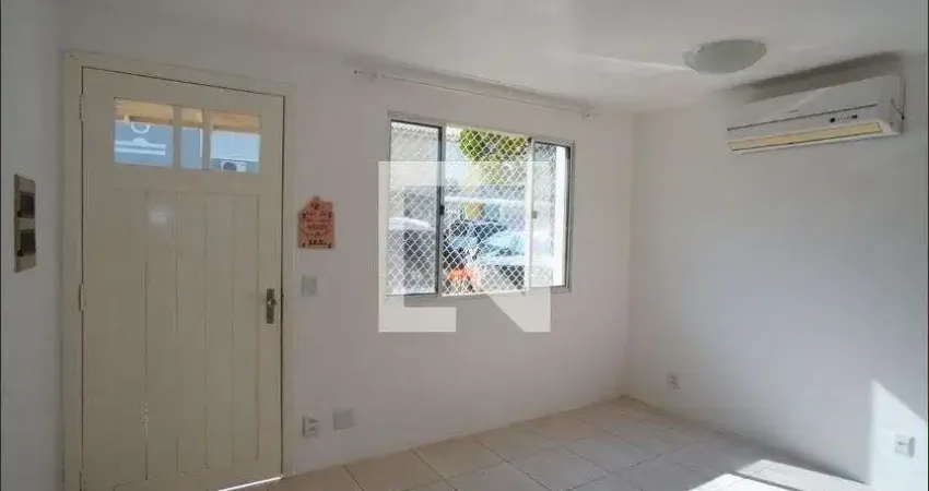 Casa / Sobrado em Condomínio para Aluguel - Sarandi, 3 Quartos,  72 m² - Porto Alegre