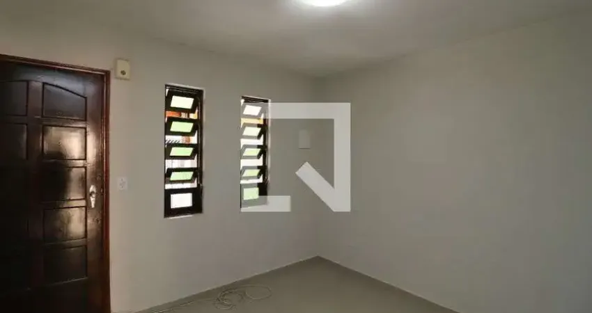 Casa para Aluguel - Cidade Sao Mateus, 2 Quartos,  89 m² - São Paulo