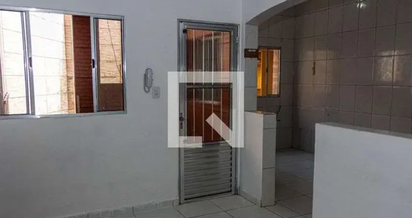 Casa para Aluguel - Interlagos, 1 Quarto,  60 m² - São Paulo