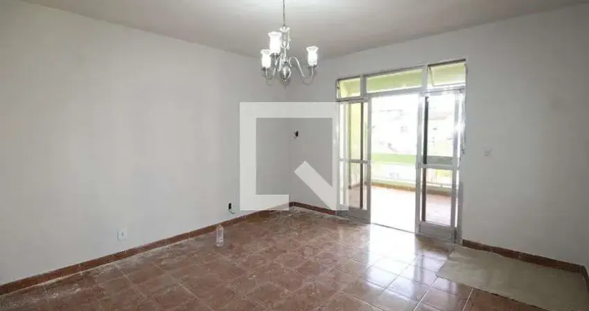 Casa para Aluguel - Deodoro, 2 Quartos,  150 m² - Rio de Janeiro