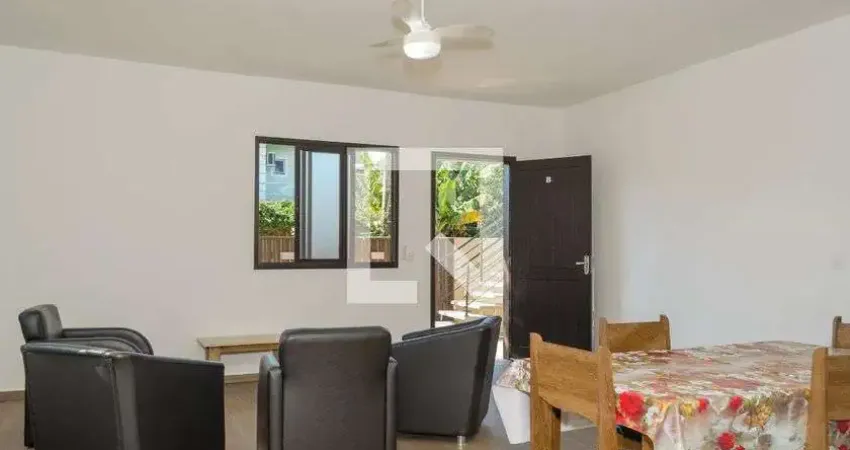 Casa para Aluguel - Campeche, 3 Quartos,  84 m² - Florianópolis