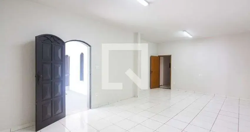 Casa para Aluguel - Cazeca, 4 Quartos,  360 m² - Uberlândia