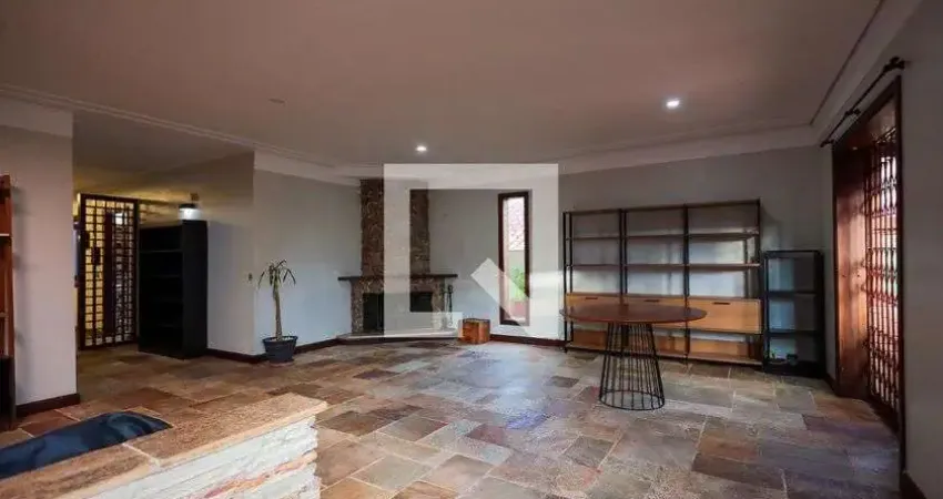 Casa para Aluguel - Jardim Semiramis, 3 Quartos,  350 m² - Cotia