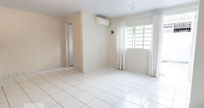 Casa para Aluguel - Agronômica, 1 Quarto,  100 m² - Florianópolis
