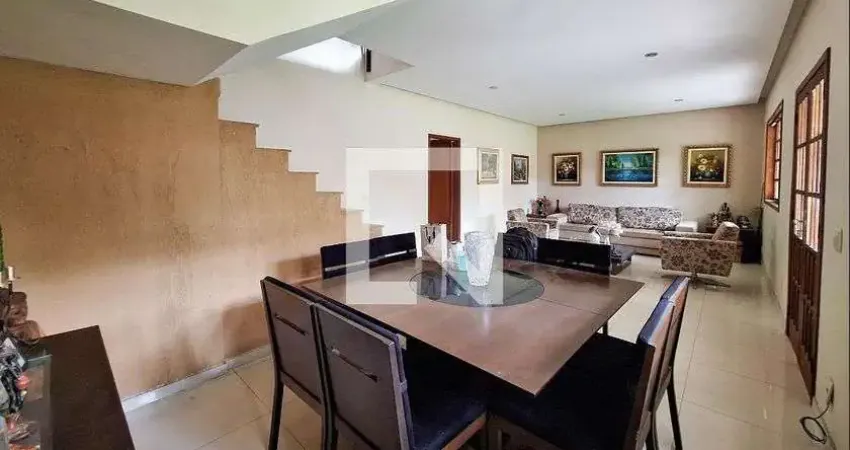 Casa para Aluguel - Engenho do Mato, 5 Quartos,  350 m² - Niterói