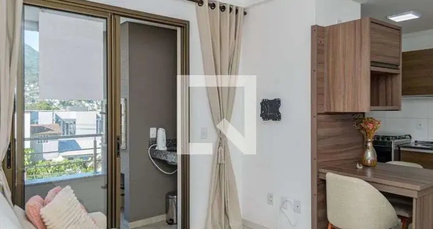 Apartamento para Aluguel - Saco dos Limões, 2 Quartos,  76 m² - Florianópolis