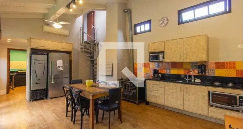 Casa para Aluguel - Centro, 2 Quartos,  80 m² - Canoas