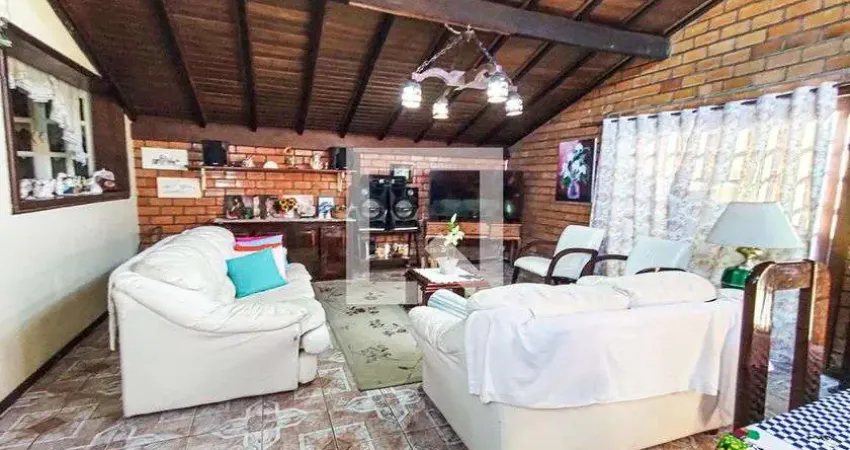 Casa para Aluguel - Jardim América, 2 Quartos,  420 m² - São Leopoldo