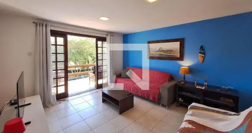 Casa para Aluguel - Piratininga, 1 Quarto,  85 m² - Niterói