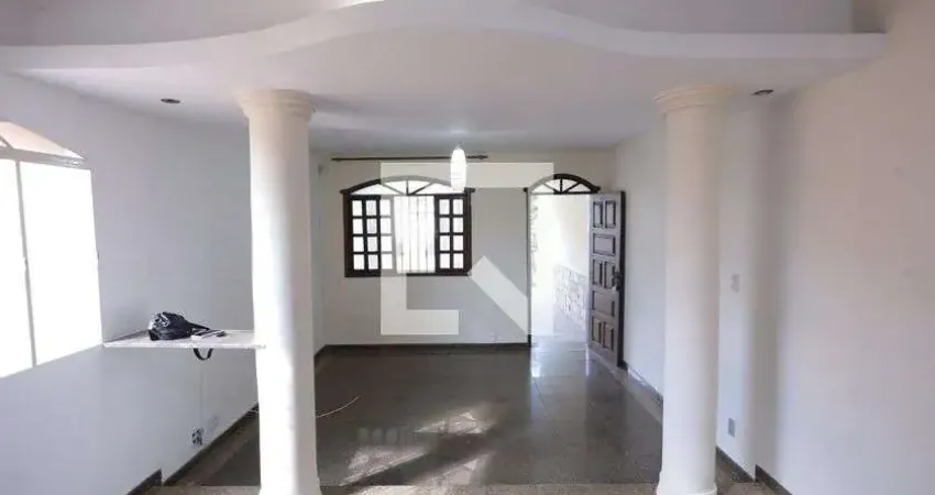 Casa para Aluguel - São Gabriel, 3 Quartos,  180 m² - Belo Horizonte