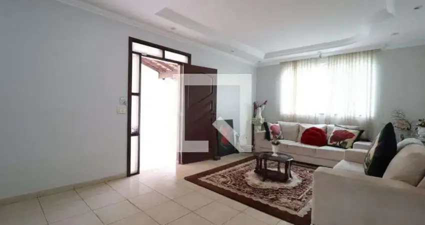 Casa para Aluguel - Pres. Roosevelt, 7 Quartos,  456 m² - Uberlândia
