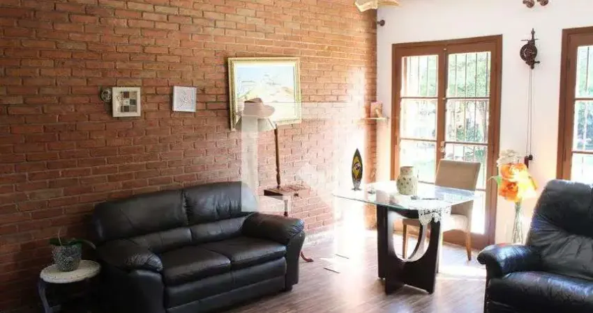 Casa para Aluguel - Jardim do Engenho, 3 Quartos,  350 m² - Cotia