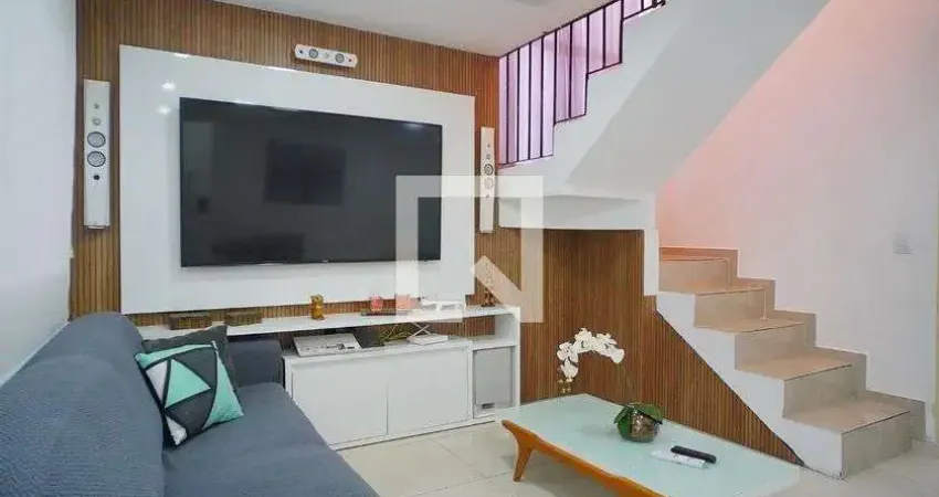 Casa para Aluguel - São João do Rio Vermelho, 3 Quartos,  180 m² - Florianópolis
