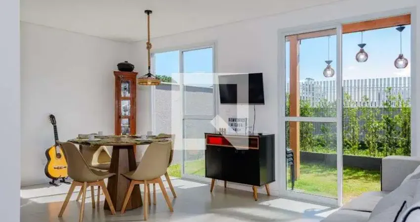 Casa / Sobrado em Condomínio para Aluguel - Morro das Pedras, 3 Quartos,  115 m² - Florianópolis