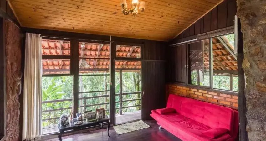 Casa para Aluguel - Lagoa da Conceição, 3 Quartos,  500 m² - Florianópolis