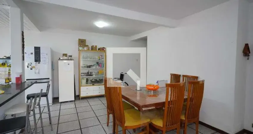 Casa para Aluguel - Rio Tavares, 4 Quartos,  210 m² - Florianópolis