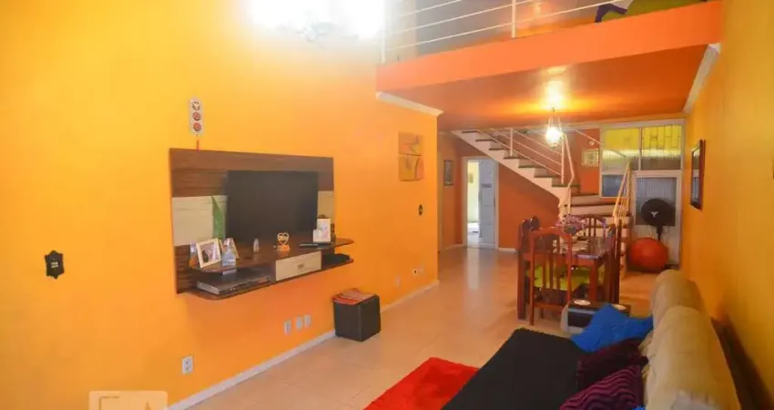Casa para Aluguel - Nossa Sra das Graças, 5 Quartos,  257 m² - Canoas