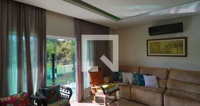Casa / Sobrado em Condomínio para Aluguel - Gávea, 5 Quartos,  400 m² - Uberlândia