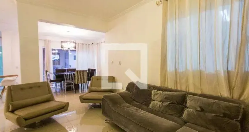 Casa para Aluguel - Jardim Europa, 4 Quartos,  200 m² - Uberlândia