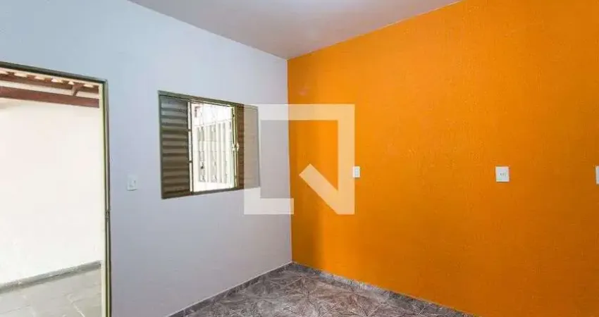 Casa para Aluguel - Laranjeiras, 3 Quartos,  250 m² - Uberlândia