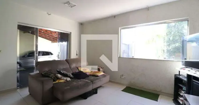 Casa para Aluguel - Jardim Umuarama, 3 Quartos,  200 m² - Uberlândia