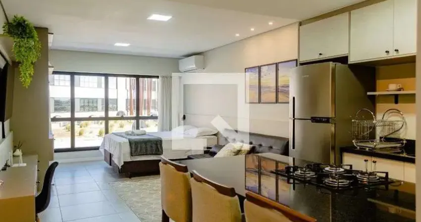 Kitnet / Stúdio para Aluguel - Campeche, 1 Quarto,  39 m² - Florianópolis