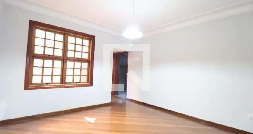 Casa para Aluguel - Jardim Umuarama, 4 Quartos,  242 m² - Uberlândia