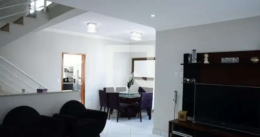 Casa / Sobrado em Condomínio para Aluguel - Jardim Rio das Pedras, 3 Quartos,  177 m² - Cotia