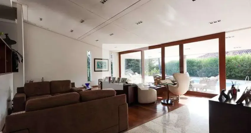 Casa para Aluguel - Jardim Barbacena, 4 Quartos,  600 m² - Cotia