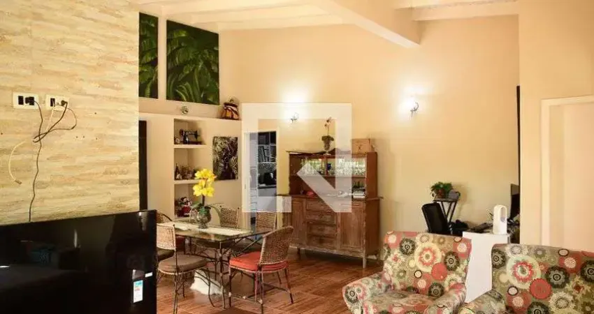 Casa / Sobrado em Condomínio para Aluguel - Jardim Belizário, 3 Quartos,  600 m² - Cotia