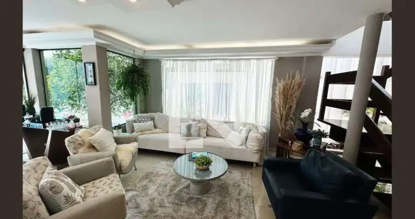 Casa / Sobrado em Condomínio para Aluguel - Gramado, 3 Quartos,  566 m² - Cotia