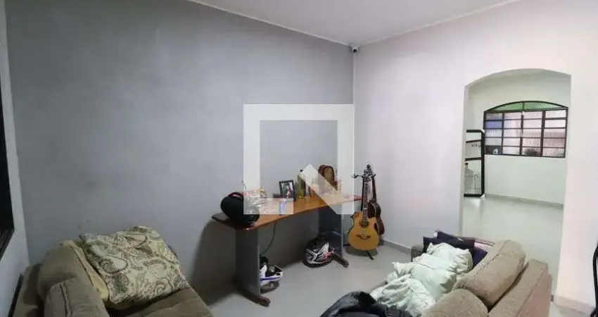 Casa para Aluguel - Brasil, 2 Quartos,  150 m² - Uberlândia