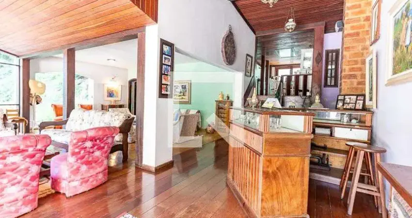 Casa para Aluguel - Vila Progresso, 5 Quartos,  600 m² - Niterói