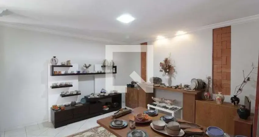 Casa para Aluguel - Jardim das Acacias, 3 Quartos,  402 m² - Uberlândia
