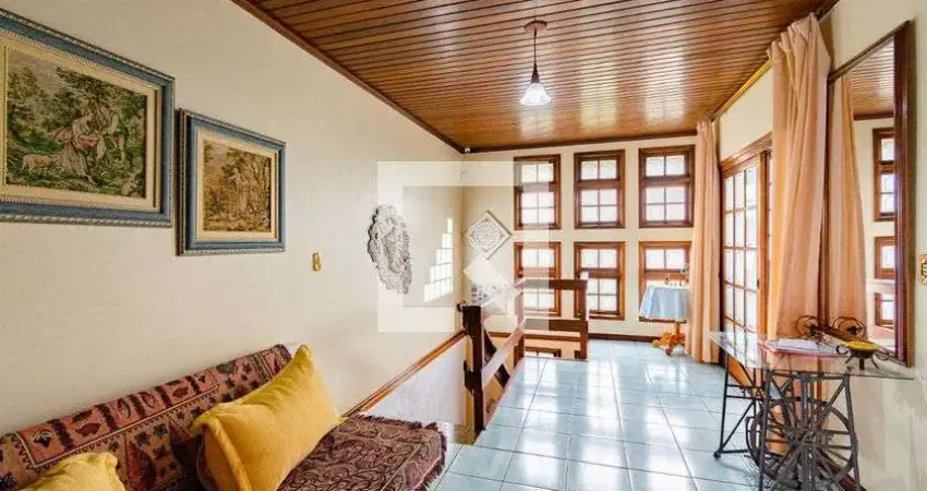 Casa para Aluguel - Marechal Rondon, 6 Quartos,  340 m² - Canoas
