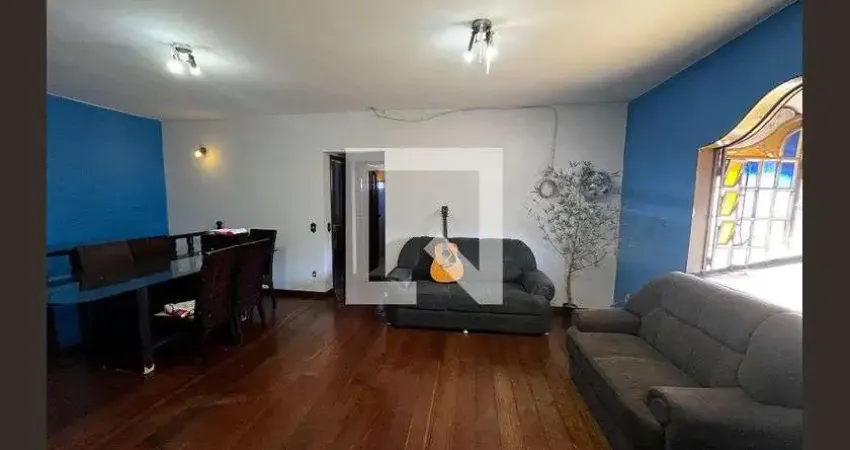 Casa para Aluguel - Taguatinga, 2 Quartos,  220 m² - Brasília