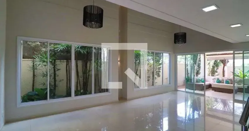 Casa / Sobrado em Condomínio para Aluguel - Buritis, 4 Quartos,  290 m² - Uberlândia