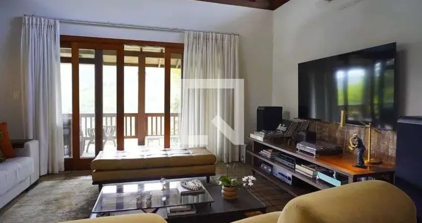 Casa / Sobrado em Condomínio para Aluguel - Itacorubi, 4 Quartos,  380 m² - Florianópolis