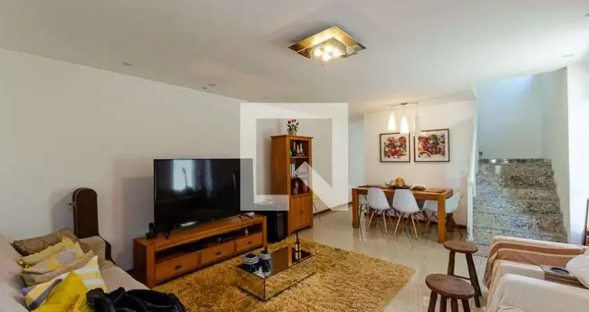 Casa para Aluguel - Serra Grande, 3 Quartos,  174 m² - Niterói
