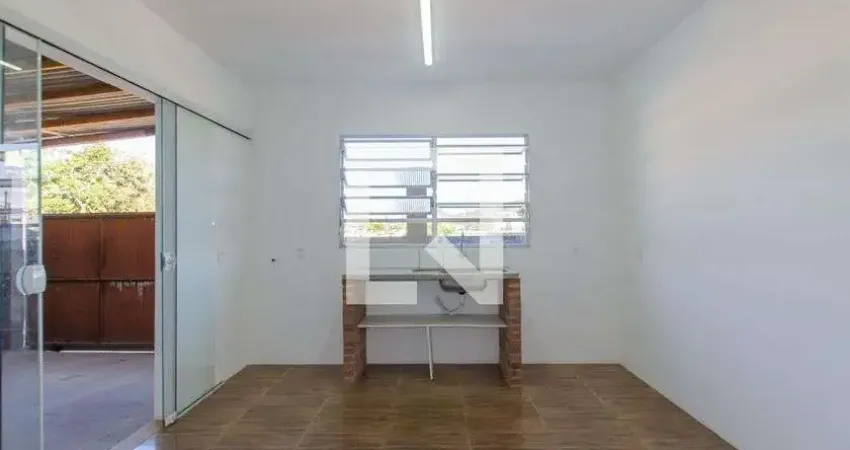 Casa para Aluguel - Campeche, 2 Quartos,  80 m² - Florianópolis
