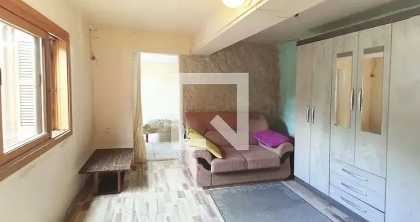 Casa para Aluguel - Canudos, 1 Quarto,  78 m² - Novo Hamburgo