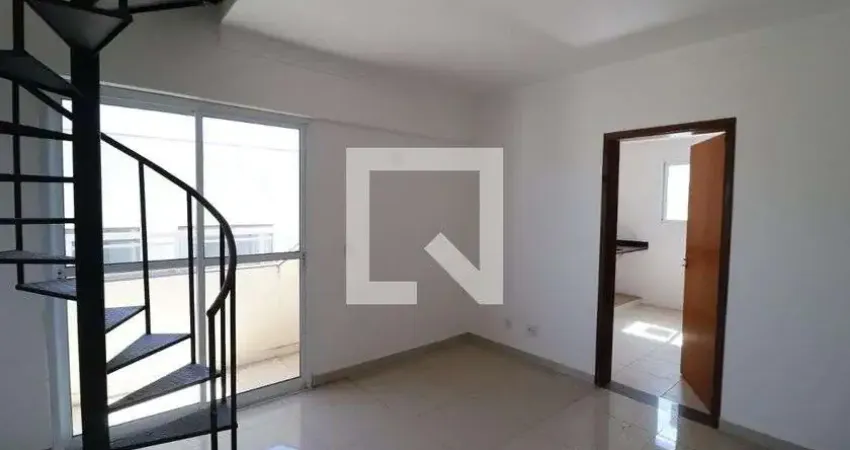 Cobertura para Aluguel - Santa Mônica, 3 Quartos,  134 m² - Uberlândia